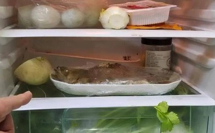 1 thứ ai cũng cất cùng đồ ăn trong tủ lạnh: Tưởng an toàn mà dễ gây hại không tưởng