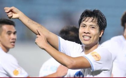 HLV Kim Sang-sik bất ngờ gọi bổ sung hậu vệ 2 lần vô địch V.League