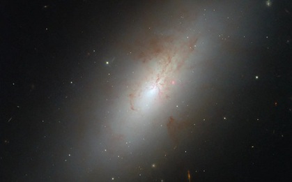 Lộ diện siêu vật thể "giữa 2 thế giới" khiến NASA bối rối