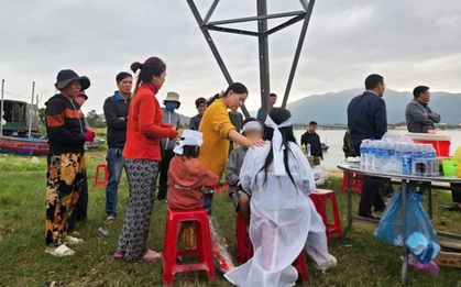 Đôi vợ chồng tử vong khi đi đánh cá: Xót cảnh 4 đứa trẻ đói khát, ngóng chờ nhưng bố mẹ mãi không về nữa