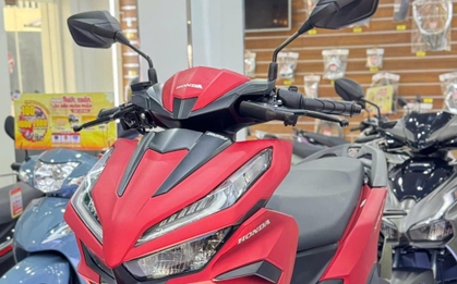 Honda mở bán xe tay ga mới, màu đẹp khiến dân tình bấn loạn, giá từ 41,5 triệu đồng