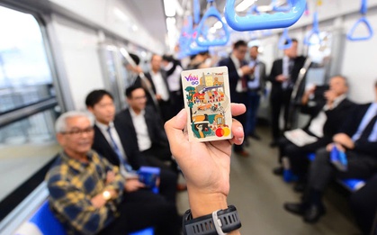 TP. Hồ Chí Minh vận hành chính thức tuyến Metro số 1, người dân nhận thẻ đi metro VikkiGO miễn phí