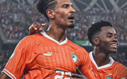 Tiền đạo bị ung thư giúp Bờ Biển Ngà vô địch CAN