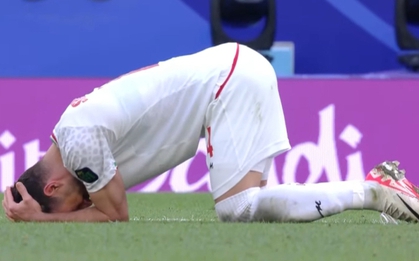 Cầu thủ Iran khóc như mưa sau khi nghẹt thở loại tuyển Nhật Bản tại Asian Cup 2023