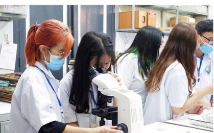 Trường Đại học Dược Hà Nội tạm dừng tuyển sinh chương trình chất lượng cao