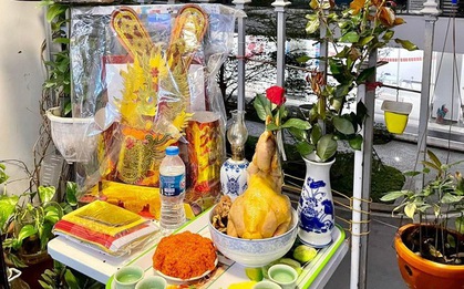 Gà cúng Giao thừa đặt quay đầu ra hay vào? Hóa ra trước giờ 90% mọi người đều đặt sai