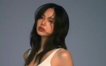 Netizen quốc tế bức xúc với cáo buộc Lisa hạ thấp BLACKPINK: Vặn vẹo câu từ, thiếu khả năng đọc hiểu