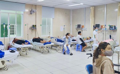 60 người nhập viện nghi ngộ độc thực phẩm sau khi ăn ở quán cơm gà Trâm Anh