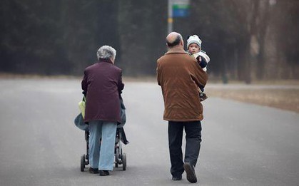 Ở tuổi 65, vợ chồng tôi khổ sở không yên vì con cái: Giá như ngày xưa con xin tiền, hãy thông minh, sáng suốt mà nói câu này!