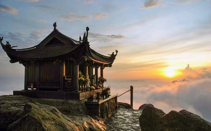 Người ta đã làm thế nào để dựng nên "bông sen vàng trên đỉnh thiêng Yên Tử"?