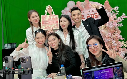 Sốc: Chủ 1 kênh TikTok vừa livestream bán hàng kiếm tiền tỷ/ phút, đủ tiền chốt liền 2 căn biệt thự trong chưa đầy 1 ngày