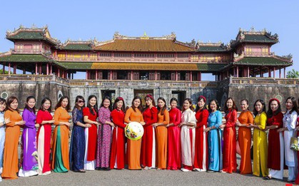 Miễn vé cho nữ du khách mang áo dài tham quan di tích Huế dịp 8/3