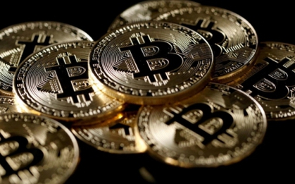 Bitcoin tăng giá ầm ầm nhưng hãy cảnh giác lừa đảo đầu tư chứng khoán quốc tế, tiền ảo