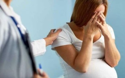 Quan hệ với hai người, làm sao để biết thai nhi con ai?