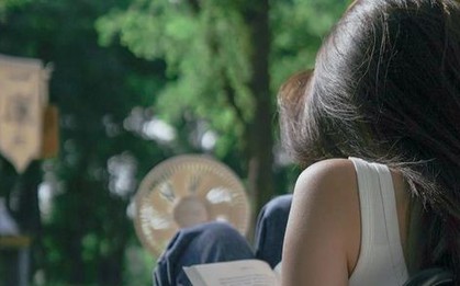 Lời nói tỉnh ngộ: Tiền lương bạn vất vả cày mỗi tháng chỉ bằng bữa ăn nhẹ của người khác, hãy sống vì điều này!