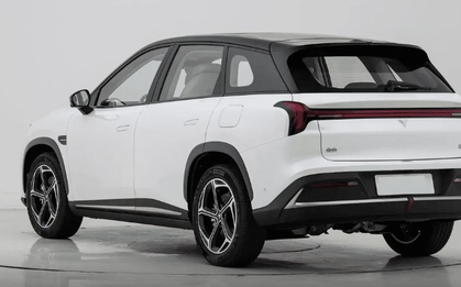 Đối thủ giá rẻ của Hyundai Santa Fe chính thức trình làng: Giá chưa đến 500 triệu đồng, phạm vi hoạt động kết hợp 1.300 km