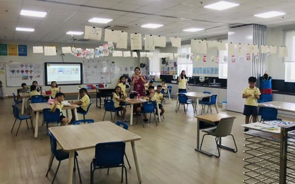 Học sinh Trường Quốc tế Mỹ háo hức đi học trở lại