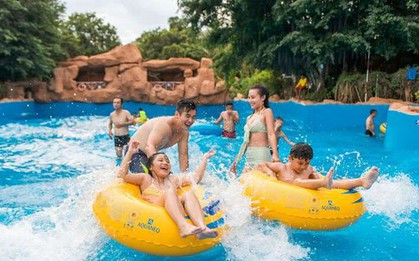 Nghỉ 5 ngày dịp 30/4-1/5: Doanh nghiệp vỡ òa, du khách vui sướng