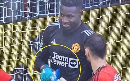 Hành động kỳ lạ của Andre Onana trong trận MU gặp Liverpool