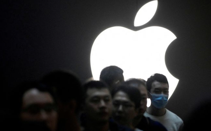 Nhà máy sản xuất iPhone tại Trung Quốc biến thành "thị trấn ma": Từ 50.000 công nhân giờ không còn một bóng, thiết bị được chuyển về Việt Nam!