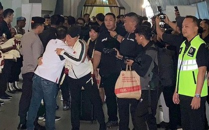 U23 Indonesia được các cổ động viên chào đón nồng nhiệt sau hành trình lịch sử