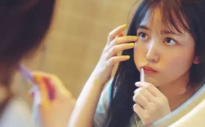 4 dấu hiệu trên mặt cảnh báo việc thiếu máu lên não