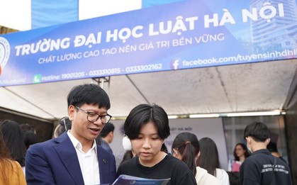 Điểm chuẩn trúng tuyển Trường ĐH Luật Hà Nội cao nhất 30/30 điểm