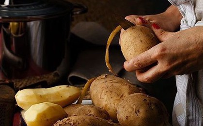 Củ rẻ bèo ngoài chợ Việt nhưng là "báu vật" cho não bộ, hạ đường huyết và nuôi dưỡng làn da