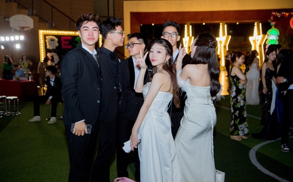 Prom cuối cấp "trường người ta": Ai cũng lộng lẫy như hoàng tử công chúa, phim Mỹ chắc chỉ cỡ này
