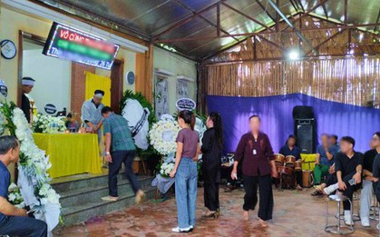 Đám tang 2 cô gái trẻ trong vụ cháy nhà trọ ở Hà Nội: "Các cháu còn nhiều hoài bão phía trước"