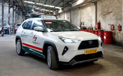 Taxi hybrid đầu tiên tại Việt Nam chuẩn bị ra mắt: Giá cước không đổi, mẫu xe nào được chọn?