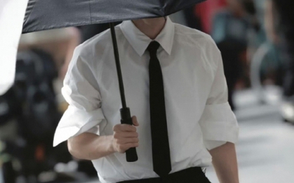 Mỹ nam sơ mi trắng đẹp xuất sắc ở phim mới làm điên đảo cõi mạng, hội chị em mau nhận chồng!