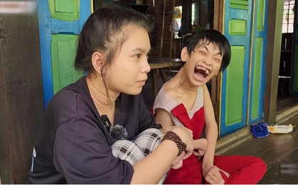 Cô gái khờ bị gã trai cùng làng xâm hại, đẻ rơi vẫn không biết mình có bầu, 14 năm sau hưởng quả ngọt