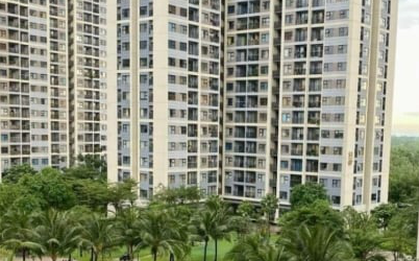 Lo lãi suất tăng, người mua nhà vội vã xuống tiền