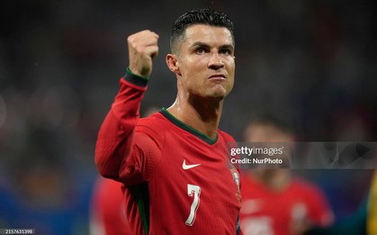 HLV CH Séc ca ngợi Ronaldo, chỉ ra điều đặc biệt nguy hiểm của CR7