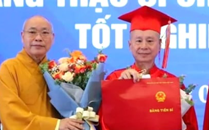 Yêu cầu ĐH Luật báo cáo việc ông Thích Chân Quang nhận bằng tiến sĩ trong 2 năm