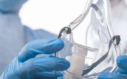 Bác sĩ kể khoảnh khắc cứu nam hành khách khó thở trên máy bay