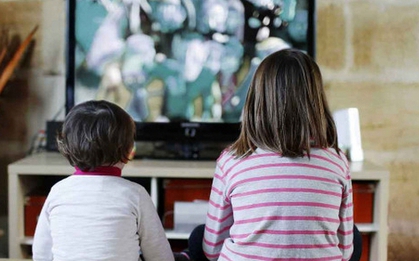 Những ứng dụng giúp cha mẹ kiểm soát con xem điện thoại, TV trong kỳ nghỉ hè