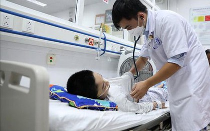 Sốt xuất huyết, sởi, tay chân miệng tăng, Bộ Y tế cảnh báo nóng