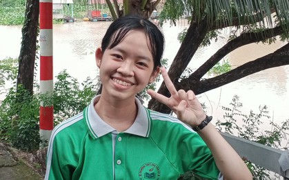 Tiết lộ đặc biệt về nữ sinh đạt điểm 10 Văn: Mê Văn nhưng cũng rất giỏi Anh, thi thử chưa bao giờ dưới 9