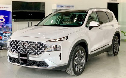Đại lý xả kho để đón bản mới, khách mua Hyundai SantaFe tiết kiệm thêm gần 60 triệu đồng