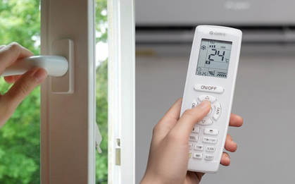 Đóng kín cửa bật điều hòa liên tục: Sai lầm vừa hại sức khỏe, vừa “ngốn” tiền điện