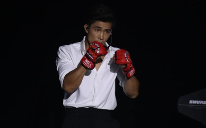 “Độc cô cầu bại” Duy Nhất debut ở Anh Trai Chông Gai, dân tình hoang mang: Hát vì anh thương em tại sao anh lại đeo găng đấm?