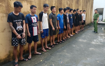 60 công an khám xét bất ngờ 3 căn hộ, bắt giữ đường dây "cho vay iCloud" 70 tỷ đồng, nhóm cầm đầu có cả thanh niên sinh năm 2000-2004