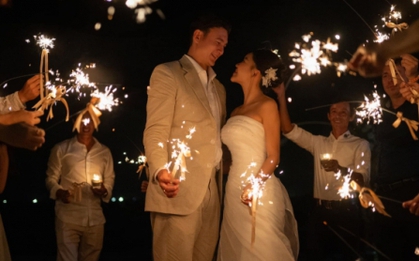 Lý do đám cưới Đặng Văn Lâm và Yến Xuân chỉ có vỏn vẹn 20 người tham dự, không nhận tiền mừng, không mời dàn cầu thủ nổi tiếng?