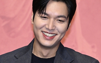 Nhan sắc Lee Min Ho gây sốc