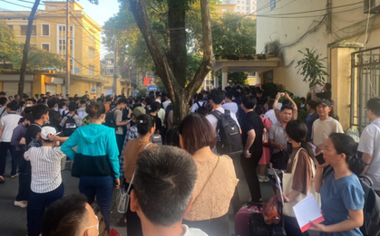 Hỗn loạn chờ đăng ký chỗ ở ký túc xá, Đại học Bách khoa Hà Nội nói gì?