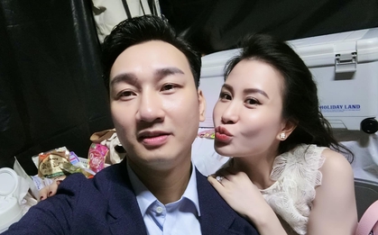Vợ cựu tiếp viên hàng không của MC Thành Trung “nằm yên cũng trúng đạn”