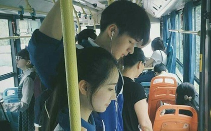 Sinh viên một trường tại Hà Nội được cộng điểm rèn luyện nếu đi xe bus đến trường