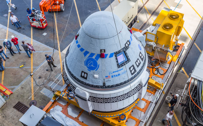 Tàu vũ trụ Boeing Starliner trở về trái đất mà không có người